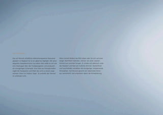 Die Architektur.

Das auf Wunsch erhältliche elektrotransparente Panorama-           Wenn einmal Wolken das Bild trüben oder Sie sich auf einer
glasdach im Maybach 62 ist ein gläsernes Highlight. Mit seiner     langen Nachtfahrt befinden, können Sie einen zweiten
eleganten Kassettenstruktur aus edlem Holz wölbt es sich wie       Himmel zum Leuchten bringen. Er schiebt sich elektrisch unter
eine Glaskuppel über den Fondpassagieren und produziert            das Glasdach und lässt sich stufenlos dimmen. Deckenfluter
ein einzigartiges Lichterspiel. Eine Folie aus Flüssigkristallen   und Leuchtdioden verstärken die einzigartige, entspannende
regelt die Transparenz und filtert das Licht zu einem ange-        Atmosphäre. Auf Wunsch gewinnt ein Solarmodul Strom
nehmen Glanz im Farbton Opak. So erstrahlt der Himmel              aus Sonnenlicht und unterstützt damit die Klimatisierung.
im schönsten Licht.
 