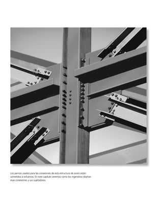 xvi • CONTENIDO
13
Pandeo de columnas 669
13.1 Carga crítica 669
13.2 Columna ideal con soportes articulados 672
13.3 Columnas con diversos tipos de apoyos 678
*13.4 La fórmula de la secante 689
*13.5 Pandeo inelástico 697
*13.6 Diseño de columnas para carga
concéntrica 704
*13.7 Diseño de columnas por carga excéntrica 716
14
Métodos de energía 727
14.1 Trabajo externo y energía
de deformación 727
14.2 Energía de deformación elástica para varias
clases de carga 732
14.3 Conservación de la energía 746
14.4 Carga de impacto 752
*14.5 Principio del trabajo virtual 762
*14.6 Método de las fuerzas virtuales aplicado
a armaduras 766
*14.7 Método de las fuerzas virtuales aplicado
a vigas 774
*14.8 Teorema de Castigliano 784
*14.9 Teorema de Castigliano aplicado
a armaduras 786
*14.10 El teorema de Castigliano aplicado
a vigas 790
Apéndices
A. Propiedades geométricas de un área 798
A.1 Centroide de un área 798
A.2 Momento de inercia de un área 801
A.3 Producto de inercia de un área 805
A.4 Momentos de inercia de un área respecto
a ejes inclinados 807
A.5 El círculo de Mohr para momentos
de inercia 809
B. Propiedades geométricas de los perfiles
estructurales 815
C. Pendientes y deflexiones en vigas 823
D. Repaso para el examen de fundamentos
de ingeniería 825
Respuestas 845
Índice 863
00-Preliminares 30/8/56 10:29 AM Página xvi
 