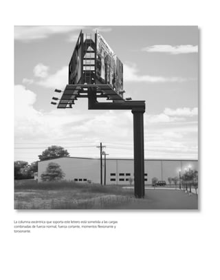 E J E M P L O 7.1
La viga mostrada en la figura 7-10a es de madera y está sometida a una
fuerza cortante vertical interna resultante de V  3 klb. (a) Determi-
ne el esfuerzo cortante en la viga en el punto P, y (b) calcule el esfuer-
zo cortante máximo en la viga.
Solución
Parte (a).
Propiedades de la sección. El momento de inercia del área de la sec-
ción transversal calculada respecto al eje neutro es
Se traza una línea horizontal por el punto P y el área parcial A se mues-
tra sombreada en la figura 7-10b. Por consiguiente,
Esfuerzo cortante. La fuerza cortante en la sección es V  3 klb.Apli-
cando la fórmula del cortante, tenemos
Resp.
Como P contribuye al valor de V, actúa hacia abajo en P sobre la sec-
ción transversal. En consecuencia, un elemento de volumen del mate-
rial en este punto tendrá esfuerzos cortantes actuando sobre él como
se muestra en la figura 7-10c.
Parte (b).
Propiedades de la sección. El esfuerzo cortante máximo ocurre en
el eje neutro, ya que t es constante en toda la sección transversal y Q
es máximo para tal caso. Para el área A sombreada en la figura 7-10d,
tenemos:
Esfuerzo cortante. Aplicando la fórmula del esfuerzo cortante obte-
nemos
Resp.
Note que esto es equivalente a
Resp.
SECCIÓN 7.3 Esfuerzos cortantes en vigas • 383
5 pulg
4 pulg
2 pulg
1.5 pulg
V = 3 klb
(a)
P
4 pulg
2 pulg
(b)
A
N
0.5 pulg
A
(c)
= 0.216 klb/pulg2
P
P
(d)
4 pulg
2.5 pulg
N
A
A
Fig. 7-10
I =
1
12
bh3
=
1
12
14 pulg215 pulg23
= 41.7 pulg4
Q = yA = c0.5 pulg +
1
2
12 pulg2d12 pulg214 pulg2 = 12 pulg3
tP =
VQ
It
=
13 klb2112 pulg3
2
141.7 pulg4
214 pulg2
= 0.216 klb/pulg2
Q = yA = c
2.5 pulg
2
d14 pulg212.5 pulg2= 12.5 pulg3
tmáx =
VQ
It
=
13 klb2112.5 pulg3
2
141.7 pulg4
214 pulg2
= 0.225 klb/pulg2
tmáx = 1.5
V
A
= 1.5
3 klb
14 pulg215 pulg2
= 0.225 klb/pulg2
07-Hibbeler 31/8/56 3:34 AM Página 383
 