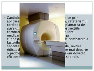 Un moment important l-a reprezentatînfiinţarea la începutulsecolului al XI-lea, de cătrecălugăriibenedictini din Monte Cassino a primeiinstituţii de învăţământ medical la Salerno în Italia (Şcoala de la Salerno). Însecolul al XII-lea, tot în Italia, medicina se dezvoltăîn special încentreleuniversitare din Bologna şiPadova.
