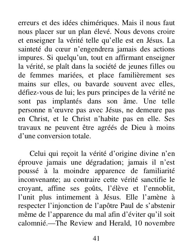 Le masque pour la personne blanchissant et resserrant