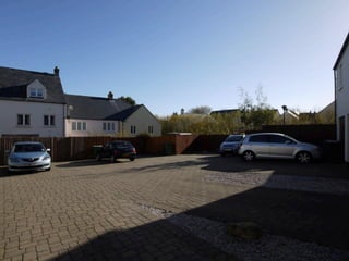 Phil Jones Associates   sustainable transport solutions
 