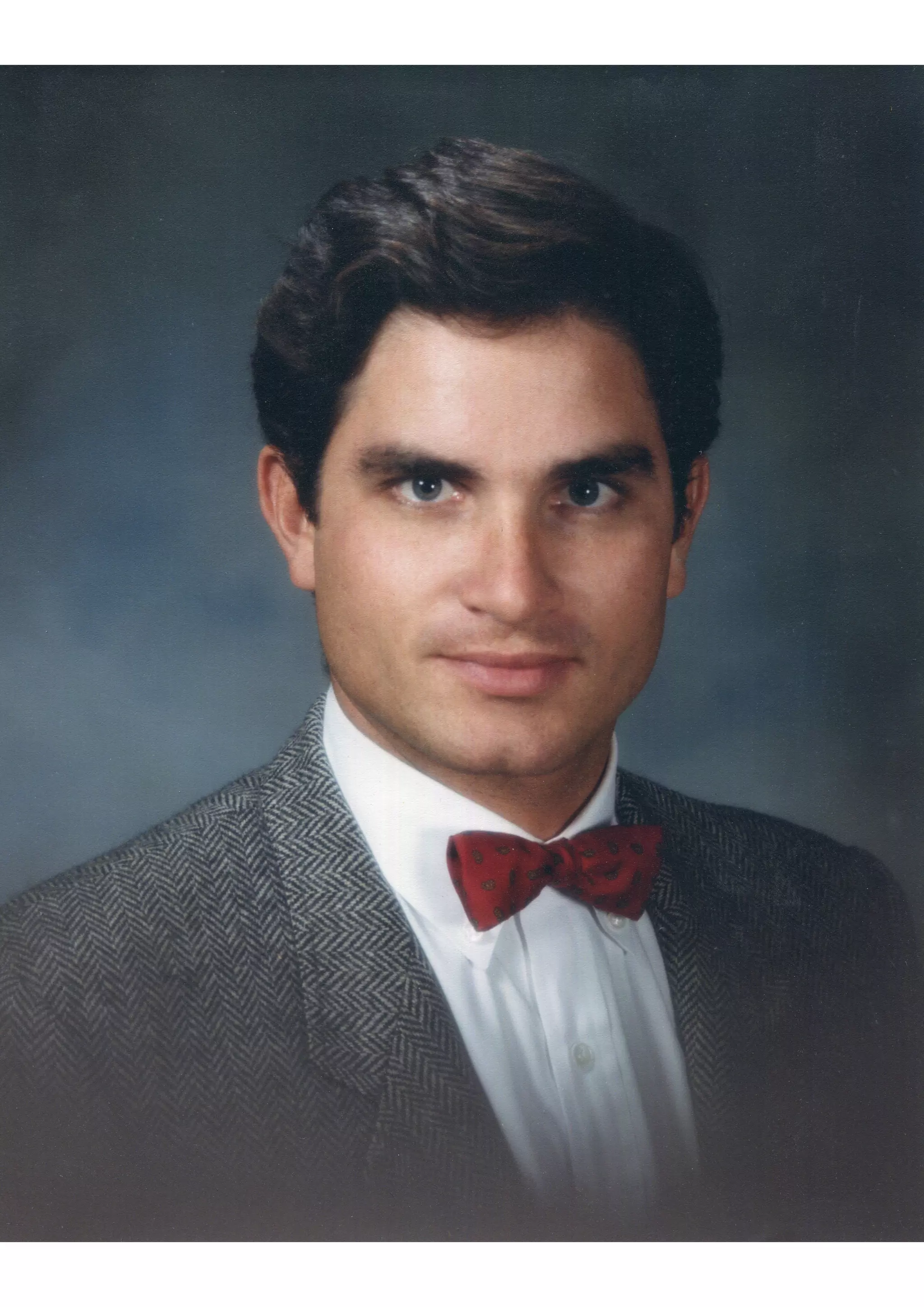Michael L Riordan: Johns Hopkins School of Medicine graduation photo | PDF