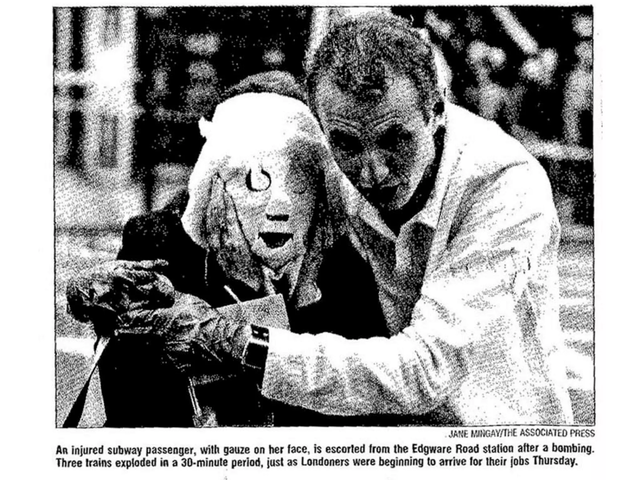 Microblogging: Tiny social objects. On the future of participatory media