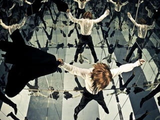 Mirror portraits (v.m.) 2