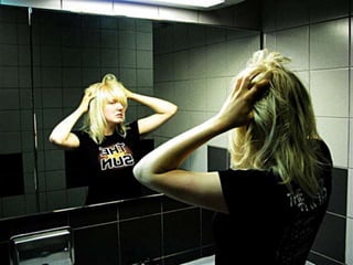 Mirror portraits (v.m.) 2