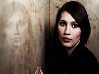 Mirror portraits (v.m.) 2