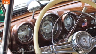 Image by Randy von Liski https://flic.kr/p/8pxy4r CC BY-NC-ND 2.0
 