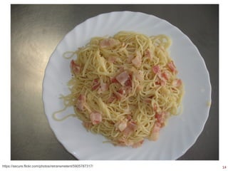 14https://secure.flickr.com/photos/retransmetent/5905787317/
 