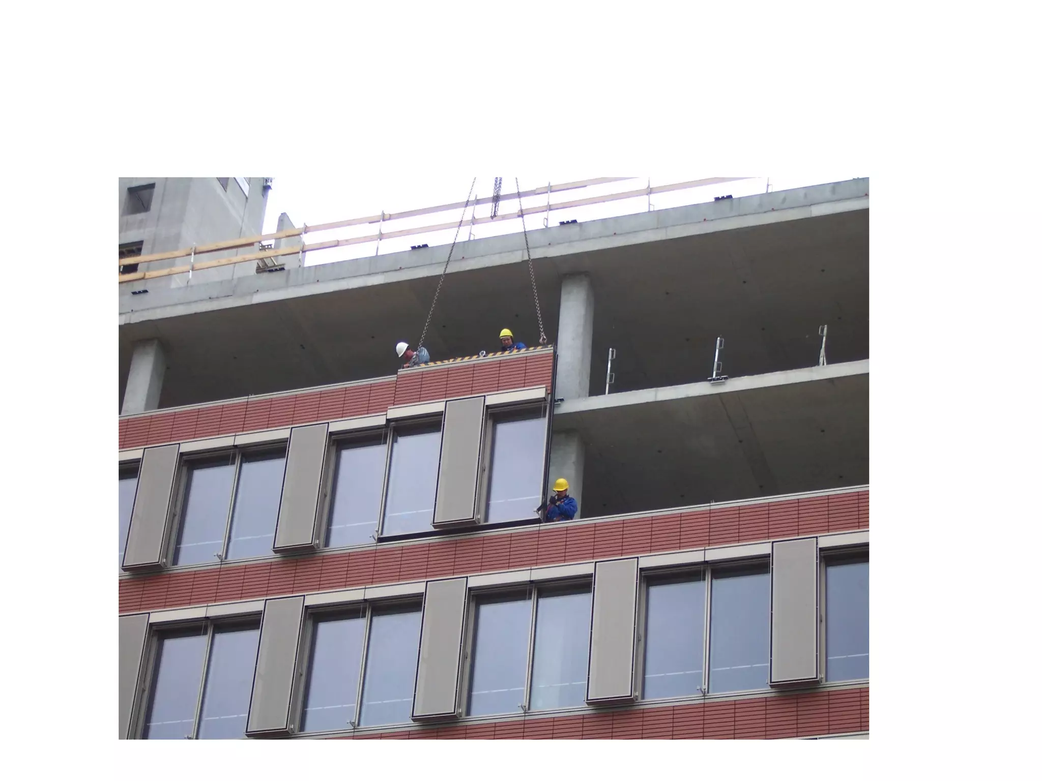 Curated visual reference: Moeding Unitised Façade Installation Slides Photo Inspiration