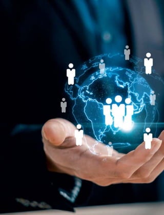 Most Iconic HR Leaders To watch In 2024.pdf