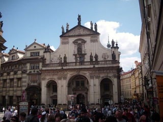 Most Karola W Pradze