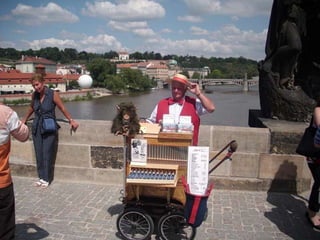 Most Karola W Pradze