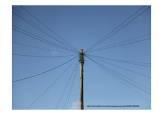 MEDIA PARTICIPATIVOS




           http://www.flickr.com/photos/polymerheart/5098184036/
 