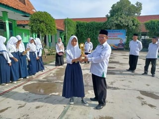 MTS NEGERI 6 MAJALENGKA BAHAN TAYANG.pptx