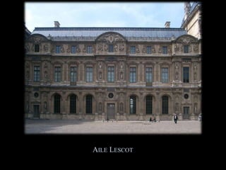 * l’ancien bâtiment est percé de nombreuses fenêtres* une des résidences royales les plus fastueuses d’Europe* plusieurs lieux de culte (petits oratoires et chapelles)* nombreuses salles de réception ornées (bois précieux, ornements dorés, tapisseries, fresques)