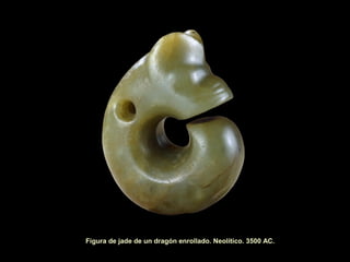 Figura de jade de un dragón enrollado. Neolítico. 3500 AC.
 