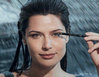 MAQUILLAJEL Í N E A D E B E L L E Z A
SALUD ES BELLEZASALUD ES BELLEZA
 