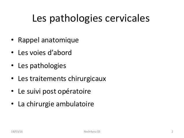 Se gratte le pied de la varicosité