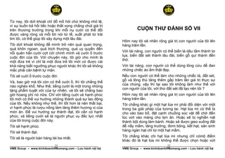 Từ nay, tôi dứt khoát chỉ đổ mồ hôi chứ không nhỏ lệ,
vì sự buồn bả hối tiếc hoặc thất vọng chẳng chút giá trị
trên thương trường trong khi mỗi nụ cười có thể đổi                 CUỘN THƯ ĐÁNH SỐ VII
được vàng ròng và mỗi lời nói tử tế, xuất phát từ trái
tim tôi, có thể giúp tôi xây dựng một lâu đài.
                                                           Hôm nay tôi sẽ nhân rộng giá trị con người của tôi lên
Tôi dứt khoát không để mình trở nên quá quan trọng,        hàng trăm lần.
quá khôn ngoan, quá trịch thượng, quá uy quyền đến
                                                           Với tài năng, con người có thể biến lá dâu tằm thành tơ
nỗi quên hẳn cười cợt cới chính mình và cười ồ trước
                                                           lụa, biến đất sét thành lâu đài, biến gỗ quí thành đền
cuộc đời của tôi. Với chuyện này, tôi giữ cho mình là
                                                           thờ.
một đứa trẻ vì chỉ là một đứa trẻ tôi mới có được cái
khả năng biết ngưỡng phục người khác thì tôi sẽ không      Với tài năng, con người có thể dùng lông cừu để đan
mắc phải căn bệnh tự mãn.                                  những chiếc áo ấm thật đẹp.
Tôi sẽ cuời ồ trước cuộc đời.                              Nếu con người có thể làm cho những chiếc lá, đất sét,
                                                           gỗ và lông thú tăng thêm gấp trăm lần giá trị thực sự
Và, bao giờ mà tôi còn có thể cười ồ, thì tôi chẳng thể
                                                           của chúng, vậy thì tại sao tôi không làm như thế với
nào nghèo khổ. Như thế, tiếng cười là một trong những
                                                           con người của tôi, với thứ đất sét đã tạo nên tôi ?
tặng phẩm tuyệt vời của tự nhiên, và tôi sẽ chẳng bao
giờ hoang phí nó nữa. Chỉ với tiếng cuời và hạnh phúc      Hôm nay tôi sẽ nhân rộng giá trị con người của tôi lên
tôi mới có thể vui hưởng những thành quả sự lao động       hàng trăm lần.
của tôi. Nếu không như thế, thì tốt hơn là nên thất bại,   Tôi chẳng khác gì một hạt lúa mì phải đối diện với một
vì hạnh phúc là rượu nồng làm tăng thêm hương vị của       trong ba giải pháp của tương lai. Hạt lúa mì có thể bị
món ăn. Để vui hưởng sự thành đạt, tôi cần có hạnh         cho vào bao bố, đặt cạnh chuồng súc vật để chờ đến
phúc, và tiếng cười sẽ là người phục vụ đắc lực nhất       lúc vứt vào máng cho lợn ăn. Hoặc sẽ bị nghiền nát
của tôi trong cuộc đời này.                                thành bột dùng làm bánh. Hoặc sẽ được gieo xuống đất
Tôi sẽ hạnh phúc.                                          để nẩy mầm, tăng trưởng, đơm bông, kết hạt, sản sinh
                                                           hàng ngàn hạt chỉ từ một hạt mầm.
Tôi sẽ thành đạt.
                                                           Tôi chẳng khác chi hạt lúa mì nhưng chỉ cómộ điểm
Tôi sẽ là người bán hàng tài ba nhất.
                                                           khác đó là hạt lúa mì không thể được chọn hoặc vứt
                           31
______________________________________________________                                32
                                                           ______________________________________________________
VMB Group – www.kinhdoanhtheomang.com – Lưu hành nội bộ    VMB Group – www.kinhdoanhtheomang.com – Lưu hành nội bộ
 