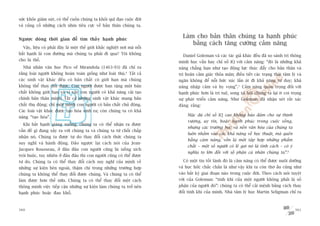 sûác khoãe giaãm suát, coá thïí cuöën chuáng ta khoãi quô àaåo cuöåc àúâi
vaâ cuãng cöë nhûäng caách nhòn tiïu cûåc vïì baãn thên chuáng ta.


Ngûúå c doâ n g thúâ i gian àïí tòm thêë y haå n h phuá c
                                                                               Laâm cho baãn thên chuáng ta haånh phuác
                                                                                   bùçng caách tùng cûúâng caãm nùng
  Vêåy, liïåu coá phaãi àêy laâ möåt thïë giúái khùæc nghiïåt núi maâ nöîi
bêët haånh laâ con àûúâng maâ chuáng ta phaãi ài qua? Töi khöng                Daniel Goleman vaâ caác taác giaã khaác àïìu àaä so saánh trñ thöng
cho laâ thïë.                                                                minh hoåc vêën hay chó söë IQ vúái caãm nùng: “àoá laâ nhûäng khaã
  Nhaâ nhên vùn hoåc Pico of Mirandola (1463-93) àaä chó ra                  nùng chùèng haån nhû taåo àöång lûåc thuác àêíy cho baãn thên vaâ
                                                                4
rùçng loaâi ngûúâi khöng hoaân toaân giöëng nhû loaâi thuá. Têët caã         trò hoaän caãm giaác thoãa maän; àiïìu tiïët caác traång thaái têm lyá vaâ
caác sinh vêåt khaác àïìu coá baãn chêët coá giúái haån maâ chuáng           ngùn khöng àïí nöîi bûác xuác lêën aát ài khaã nùng tû duy; khaã
khöng thïí thay àöíi àûúåc. Con ngûúâi àûúåc ban tùång möåt baãn             nùng nhêåp caãm vaâ hy voång”.5 Caãm nùng quan troång àöëi vúái
chêët khöng giúái haån vaâ vò vêåy con ngûúâi coá khaã nùng caãi taåo        haånh phuác hún laâ trñ tuïå, song xaä höåi chuáng ta laåi ñt coi troång
chñnh baãn thên mònh. Têët caã nhûäng sinh vêåt khaác mang baãn              sûå phaát triïín caãm nùng. Nhû Goleman àaä nhêån xeát rêët xaác
chêët thuå àöång; chó möåt mònh con ngûúâi coá baãn chêët chuã àöång.        àaáng rùçng:
Caác loaâi vêåt khaác àûúåc taåo hoáa sinh ra; coân chuáng ta coá khaã
                                                                                  Mùåc duâ chó söë IQ cao khöng baão àaãm cho sûå thõnh
nùng “taåo hoáa”.
                                                                                  vûúå n g, uy tñn, hoùå c haå n h phuá c trong cuöå c söë n g,
  Khi bêët haånh giaáng xuöëng, chuáng ta coá thïí nhêån ra àûúåc
                                                                                  nhûng caác trûúâng hoåc vaâ nïìn vùn hoáa cuãa chuáng ta
vêën àïì gò àang xaãy ra vúái chuáng ta vaâ chuáng ta tûâ chöëi chêëp
                                                                                  luön nhùæm vaâo caác khaã nùng vïì hoåc thuêåt, maâ quïn
nhêån noá. Chuáng ta àûúåc tûå do thay àöíi caách thûác chuáng ta
                                                                                  bùéng caãm nùng, vöën laâ möåt têåp húåp nhûäng phêím
suy nghô vaâ haânh àöång. Àaão ngûúåc laåi caách noái cuãa Jean-
                                                                                  chêët – möåt söë ngûúâi coá leä goåi noá laâ tñnh caách – coá yá
Jacques Rousseau, úã àêu àêu con ngûúâi cuäng bõ xiïìng xñch
                                                                                  nghôa to lúán àöëi vúái söë phêån caá nhên chuáng ta”.6
troái buöåc, tuy nhiïn úã àêu àêu thò con ngûúâi cuäng coá thïí àûúåc
tû do. Chuáng ta coá thïí thay àöíi caách suy nghô cuãa mònh vïì               Coá möåt tin töët laânh àoá laâ caãm nùng coá thïí àûúåc nuöi dûúäng
nhûäng sûå kiïån bïn ngoaâi, thêåm chñ trong nhûäng trûúâng húåp             vaâ hoåc hoãi: chùæc chùæn laâ nhû vêåy khi ta coân thú êëu cuäng nhû
chuáng ta khöng thïí thay àöíi àûúåc chuáng. Vaâ chuáng ta coá thïí          vaâo bêët kyâ giai àoaån naâo trong cuöåc àúâi. Theo caách noái tuyïåt
laâm àûúåc hún thïë nûäa. Chuáng ta coá thïí thay àöíi möåt caách            vúâi cuãa Goleman: “tñnh khñ cuãa möåt ngûúâi khöng phaãi laâ söë
thöng minh viïåc tiïëp cêån nhûäng sûå kiïån laâm chuáng ta trúã nïn         phêån cuãa ngûúâi àoá”: chuáng ta coá thïí caãi mïånh bùçng caách thay
haånh phuác hoùåc àau khöí.                                                  àöíi tñnh khñ cuãa mònh. Nhaâ têm lyá hoåc Martin Seligman chó ra



360                                                                                                                                                  361
 