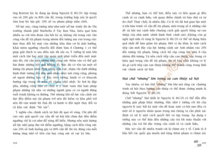 öng Bratton luác êëy àang aáp duång Nguyïn lyá 80/20: têåp trung            Thïë nhûng, baån coá thïí hoãi, àiïìu naây coá liïn quan gò àïën
vaâo söë 20% gêy ra 80% vêën àïì, trong trûúâng húåp naây laâ quyïët      caánh taã vaâ caánh hûäu, vúái quan àiïím chñnh trõ baão thuã vaâ tûå
têm loaåi boã têån göëc 20% söë vuå phaåm phaáp mêëu chöët.               do chûá? Thûåc chêët, laâ nhiïìu àêëy. Coá leä töi àaä húi gian lêån möåt
  Nöî lûåc naây, cuäng tûúng nhû nhû möåt nöî lûåc trûúác àoá do Thõ      tñ khi baân trûúác vïì vêën àïì töåi phaåm, möåt trong söë ñt nhûäng vêën
trûúãng thaânh phöë Marbella úã Têy Ban Nha, hiïåu quaã hún               àïì xaä höåi maâ caánh hûäu chuöång caách giaãi quyïët bùçng sûå can
nhiïìu so vúái tiïn àoaán cuãa bêët kyâ ai, khöng chó trong viïåc têën    thiïåp cuãa nhaâ nûúác (dûúái hònh thûác caãnh saát). Khöng coân gò
cöng vêën àïì töåi phaåm trong nhoám àöëi tûúång maâ coân trong viïåc     nghi ngúâ nûäa roä raâng laâ Nguyïn lyá 80/20 coá thïí sûã duång hiïåu
laâm thay àöíi böå mùåt cuãa nhûäng khu dên cû bõ aãnh hûúãng.            quaã nhêët àïí laâm giaãm töåi phaåm. Möåt vñ duå khaác laâ möåt caách
Khaái niïåm ngûúäng chuyïín àöíi àûúåc baân úã Chûúng 1 coá thïí          tiïëp cêån múái àêy cuãa lûåc lûúång caãnh saát Anh nhùçm vaâo 20%
giuáp giaãi thñch vò sao àiïìu naây àaä xaãy ra. YÁ tûúãng laâ möåt khi   àöëi tûúång töåi phaåm, bùçng caách böë raáp cuâng luác nhaâ úã cuãa
möåt caách tên hay möåt têåp quaán múái phaát triïín àïën möåt mûác       nhoám àöëi tûúång. Vaâ nïëu caách tiïëp cêån can thiïåp, têåp trung coá
naâo àoá, chó cêìn möåt lûúång nhoã cöng sûác thïm vaâo coá thïí gùåt     hiïåu quaã trong vêën àïì töåi phaåm, thò vïì baãn chêët khöng coá lyá
haái àûúåc nhûäng kïët quaã khöíng löì. Mùåc duâ coá töìn taåi möåt söë   do gò caách tiïëp cêån can thiïåp khöng thïí thaânh cöng trong lônh
lûúång töåi phaåm nhêët àõnh trong khu vûåc, thêåm chñ dûúái nhûäng       vûåc chñnh saách xaä höåi.
hònh thûác tûúng àöëi nheå nhû nhêåu nheåt núi cöng cöång, phoáng
uïë ngoaâi àûúâng hay veä bêåy trïn tûúâng, haânh vi coá khuynh           Hai chûä “nhûng” lúán trong sûå can thiïåp xaä höåi
hûúáng têåp trung vïì mêîu söë chung nhoã nhêët. Xe húi bõ àêåp
                                                                            Tuy nhiïn, coá hai chûä “nhûng” lúán khi noái rùçng caác chûúng
phaá, nhûäng cöng dên coá chuát ñt yá thûác tuên thuã luêåt phaáp
                                                                          trònh xaä höåi theo hûúáng can thiïåp coá thïí àûúåc chûáng minh laâ
phaåm nhûäng töåi nheå vaâ nhûäng ngûúâi giaâu coá vaâ ngûúâi àûáng
                                                                          àuáng búãi Nguyïn lyá 80/20.
tuöíi traánh khöng ra àûúâng. Thïë nhûng khi nöî lûåc cuãa caãnh saát
àaåt àïën àiïím maâ töåi phaåm trúã nïn àuã hiïëm vaâ khu phöë trúã         Chûä “nhûng” thûá nhêët laâ Nguyïn lyá 80/20 coá thïí dêîn àïën
nïn àuã vùn minh thò thaái àöå vaâ haânh vi àöåt ngöåt thay àöíi vaâ      nhûäng giaãi phaáp khaác thûúâng. Haäy nhúá yá tûúãng cöët loäi cuãa
caã khu vûåc àûúåc “löåt xaác”.                                           nguyïn lyá naây: bêët kyâ möåt vêën àïì hoùåc möåt cú höåi naâo àïìu coá
  YÁ nghôa cho chñnh saách xaä höåi àaä quaá roä raâng. Chi phñ àöí       möåt söë ñt nguyïn nhên quan troång maâ chuáng ta cêìn phaãi xaác
vaâo viïåc giaãi quyïët caác vêën àïì xaä höåi khi chûa àaåt àïën àiïím   àõnh vaâ xûã lyá möåt caách quyïët liïåt vaâ têåp trung. AÁp duång yá
ngûúäng chó laâ coi nhû àöí söng àöí biïín. Nhûng nïëu möåt lûúång        tûúãng naây coá thïí àûa àïën nhûäng cêu traã lúâi mêu thuêîn vúái
nöî lûåc nhoã giuáp àaåt túái àiïím ngûúäng, bùçng caách döìn cöng sûác   nhûäng cêu traã lúâi àùåc trûng cuãa caánh taã vaâ caánh hûäu.
vaâo 20% söë tònh huöëng gêy ra 80% vêën àïì thò taác àöång cuãa möîi       Haäy xeát vêën àïì nhiïìu tranh caäi laâ chùm soác yá tïë. Caánh taã úã
lûúång tùng nhoã vïì tiïìn cuãa hay cöng sûác seä cûåc kyâ lúán.          hêìu hïët caác quöëc gia muöën múã röång thïm phaåm vi chùm soác


408                                                                                                                                            409
 