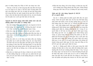 giaâu trñ tûúãng tûúång bay böíng vaâ biïët vêån duång trûåc caãm.              Phêìn lúán hoaåt àöång, duâ laâ hoaåt àöång caá nhên hay têåp thïí,
  Toám laåi, coá thïí xaãy ra tònh traång baån àêíy möåt àiïìu töët ài quaá     chó laâ nhûäng hoaåt àöång phung phñ thúâi gian. Chuáng khöng
xa vaâ roä raâng laâ caác cöng ty Anh Myä chûa sûã duång phên tñch              àoáng goáp thiïët thûåc àïí taåo ra nhûäng kïët quaã mong muöën.
möåt caách àuáng mûåc: khu vûåc tû nhên thò quaá laåm duång phên
tñch trong khi khu vûåc quöëc doanh thò laåi quaá thúâ ú. Àiïìu caác          Nùm qui tùæc vêån duång Nguyïn lyá 80/20
cöng ty lúán cêìn thûåc hiïån laâ búát phên tñch laåi, coân nïëu àaä phên     àïí ra quyïët àõnh
tñch thò phaãi cho ra kïët quaã thêåt hûäu ñch hún nûäa.
                                                                                Qui tùæc 1: Khöng phaãi àa phêìn quyïët àõnh àïìu rêët quan
                                                                              troång. Trûúác khi quyïët àõnh möåt vêën àïì, baån thûã hònh dung
Nguyïn lyá 80/20 mang tinh thêìn phên tñch vêën àïì,
                                                                              rùçng trûúác mùåt mònh coá hai caái khay (giöëng nhû ta coá hai caái
nhûng phên tñch phaãi coá chûâng mûåc
                                                                              khay àûång cöng vùn “nhêån vaâo” vaâ “chuyïín ài”) trïn baân laâm
  Haäy nhúá nhûäng “àiïìu rùn” chñnh yïëu cuãa Nguyïn lyá 80/20:              viïåc – möåt chûáa nhûäng quyïët àõnh quan troång vaâ möåt chûáa
  Chuã trûúng “söë ñt quan yïëu” vaâ “söë àöng têìm phaâo”: chó möåt          nhûäng quyïët àõnh khöng quan troång. Haäy phên loaåi trong àêìu
  söë ñt thûåc sûå àem laåi nhûäng kïët quaã quan troång.                     nhûäng quyïët àõnh êëy, nhûng phaãi nhúá laâ chó 1 trong 20 caác
  Phêìn lúán cöng sûác khöng coá àûúåc kïët quaã nhû yá muöën.                quyïët àõnh coá thïí xïëp vaâo khay caác quyïët àõnh quan troång.
  Àiïìu baån nhòn thêëy thûúâng seä khöng phaãi àiïìu baån thûåc sûå          Baån àûâng quaá bûác xuác vïì nhûäng quyïët àõnh khöng quan
  nhêån àûúåc: vò coân àoá nhiïìu àöång lûåc êín mònh bïn dûúái taác          troång, vaâ, quan troång nhêët laâ, khöng tiïën haânh caác thao taác
  àöång àïën.                                                                 phên tñch töën keám tiïìn baåc vaâ thúâi gian. Nïëu coá thïí, giao cho
                                                                              cêëp dûúái quyïët àõnh. Nïëu khöng thïí, quyïët àõnh xem quyïët
  Nùæm bùæt, hiïíu roä cú chïë àang vêån haânh, àiïìu naây thûúâng
  quaá phûác taåp vaâ mêët quaá nhiïìu cöng sûác, maâ cuäng khöng             àõnh naâo coá xaác suêët 51% laâ quyïët àõnh àuáng. Nïëu khöng thïí

  cêìn thiïët: baån chó cêìn nùæm àûúåc möåt àiïìu gò àoá coá hiïåu quaã      nhanh choáng quyïët àõnh ngay thò haäy tung möåt àöìng xu lïn
  hay khöng vaâ haäy thay àöíi “múá boâng bong” êëy cho àïën khi              (àïí kïët quaã xêëp ngûãa quyïët àõnh höå baån).
  àaåt àûúåc hiïåu quaã mong muöën; röìi haäy giûä nguyïn thûåc tïë             Qui tùæc 2: Nhûäng quyïët àõnh coá têìm quan troång bêåc nhêët
  múái êëy cho àïën khi noá khöng coân coá hiïåu quaã nhû mong                thûúâng chó àûúåc àûa ra theo mùåc àõnh, búãi nhûäng bûúác ngoùåc
  muöën nûäa.                                                                 thûúâng àïën röìi ài maâ ta khöng nhêån biïët àûúåc. Vñ duå, “con gaâ
  Phêìn lúán caác thaânh quaã töët àeåp coá àûúåc laâ do möåt söë thiïíu      àeã trûáng vaâng” cuãa baån boã ài laâ vò baån àaä khöng àuã gêìn guäi
  söë nhoã nhûäng àöång lûåc coá hiïåu quaã cao; phêìn lúán kïët quaã         àïí nhêån thêëy àûúåc sûå bêët maän cuãa noá vaâ àïí coá hûúáng khùæc
  keám coãi laâ do möåt thiïíu söë nhoã nhûäng àöång lûåc coá tñnh “phaá      phuåc kõp thúâi. Hay laâ möåt àöëi thuã cuãa chuáng ta vûâa tung ra
  àaám” tai haåi.                                                             möåt saãn phêím múái (giöëng nhû chuyïån caác àöëi thuã caånh tranh


188                                                                                                                                             189
 