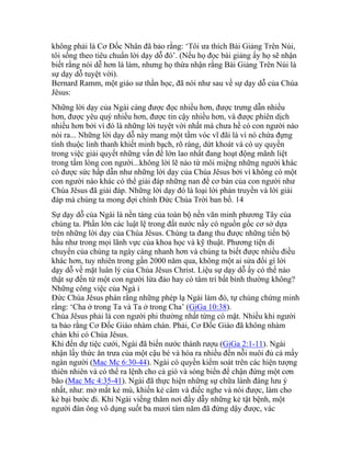 không phải là Cơ Đốc Nhân đã bảo rằng: ‘Tôi ưa thích Bài Giảng Trên Núi,
tôi sống theo tiêu chuẩn lời dạy dỗ đó’. (Nếu họ đọc bài giảng ấy họ sẽ nhận
biết rằng nói dễ hơn là làm, nhưng họ thừa nhận rằng Bài Giảng Trên Núi là
sự dạy dỗ tuyệt vời).
Bernard Ramm, một giáo sư thần học, đã nói như sau về sự dạy dỗ của Chúa
Jêsus:
Những lời dạy của Ngài càng được đọc nhiều hơn, được trưng dẫn nhiều
hơn, được yêu quý nhiều hơn, được tin cậy nhiều hơn, và được phiên dịch
nhiều hơn bởi vì đó là những lời tuyệt vời nhất mà chưa hề có con người nào
nói ra... Những lời dạy dỗ này mang một tầm vóc vĩ đãi là vì nó chứa đựng
tính thuộc linh thanh khiết minh bạch, rõ ràng, dứt khoát và có uy quyền
trong việc giải quyết những vấn đề lớn lao nhất đang hoạt động mãnh liệt
trong tấm lòng con người...không lời lẽ nào từ môi miệng những người khác
có được sức hấp dẫn như những lời dạy của Chúa Jêsus bởi vì không có một
con người nào khác có thể giải đáp những nan đề cơ bản của con người như
Chúa Jêsus đã giải đáp. Những lời dạy đó là loại lời phán truyền và lời giải
đáp mà chúng ta mong đợi chính Đức Chúa Trời ban bố. 14
Sự dạy dỗ của Ngài là nền tảng của toàn bộ nền văn minh phương Tây của
chúng ta. Phần lớn các luật lệ trong đất nước nầy có nguồn gốc cơ sở dựa
trên những lời dạy của Chúa Jêsus. Chúng ta đang thu được những tiến bộ
hầu như trong mọi lãnh vực của khoa học và kỹ thuật. Phương tiện di
chuyển của chúng ta ngày càng nhanh hơn và chúng ta biết được nhiều điều
khác hơn, tuy nhiên trong gần 2000 năm qua, không một ai sửa đổi gì lời
dạy dỗ về mặt luân lý của Chúa Jêsus Christ. Liệu sự dạy dỗ ấy có thể nào
thật sự đến từ một con người lừa đảo hay có tâm trí bất bình thường không?
Những công việc của Ngà i
Đức Chúa Jêsus phán rằng những phép lạ Ngài làm đó, tự chúng chứng minh
rằng: ‘Cha ở trong Ta và Ta ở trong Cha’ (GiGa 10:38).
Chúa Jêsus phải là con người phi thường nhất từng có mặt. Nhiều khi người
ta bảo rằng Cơ Đốc Giáo nhàm chán. Phải, Cơ Đốc Giáo đã không nhàm
chán khi có Chúa Jêsus.
Khi đến dự tiệc cưới, Ngài đã biến nước thành rượu (GiGa 2:1-11). Ngài
nhận lấy thức ăn trưa của một cậu bé và hóa ra nhiều đến nỗi nuôi đủ cả mấy
ngàn người (Mac Mc 6:30-44). Ngài có quyền kiểm soát trên các hiện tượng
thiên nhiên và có thể ra lệnh cho cả gió và sóng biển để chận đứng một cơn
bão (Mac Mc 4:35-41). Ngài đã thực hiện những sự chữa lành đáng lưu ý
nhất, như: mở mắt kẻ mù, khiến kẻ câm và điếc nghe và nói được, làm cho
kẻ bại bước đi. Khi Ngài viếng thăm nơi đầy dẫy những kẻ tật bệnh, một
người đàn ông vô dụng suốt ba mươi tám năm đã đứng dậy được, vác
 