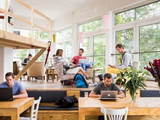 The future of e-logistics