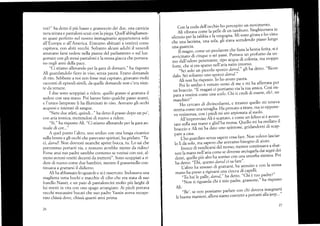 voi?" ha detto il piir basso e grassoccio dei due, una camicia
nera stirata e pantaloni scuri con la piega. Quell'abbigliamen-
to quasi perfetto nei nostro immaginario apparteneva solo
all'Europa o all'America. Eravamo abituati a vestirci come
capitava, con abiti vecchi. Soltanto alcuni adulti il venerdi
amavano larsi vedere nella piazza del pallamento o sul lun-
gornare con gli stessi pantaloni e la slessa giacca che portava-
no negli ar-rni della pace.
"Ci stiamo allenand<l per la gara di domani," ha risposto
Ali guardandolo fiero in viso, senza pauru. Erano domande
di rito. Sebbene a noi non fbsse mai capitato, giravano molti
racconti di episodi simili, da quelle domande non c'era nien-
te da temere.
I due sono scoppiati a ridere, quello grasso si grattava il
sedere con una mano. Poi hanno fatto qualche passo avanti.
e l'unico lampione li ha illuminati in viso. Avevano gli occhi
acquosi e iniettati di sangue.
"Siete due atleti, quindi..." ha detto il grasso dopo un po',
con aria ironica, mettendosi di nuorro a ri«lere.
"Si," ha risposto Ali. "Ci stiamo allenando per la gara an-
nuale di cor..."
A quel punto l'altro, uno smilzo con una lunga cicatrice
sulla fronte e gli occhi che parevano spiritati, ha gridato: "Ta-
ci, darod! Non dovresti neanche aprire bocca, tu. Lo sai che
potremmo portarti via, e nessuno avrebbe niente da ridire-/
Forse anzituo padre sarebbe contento se venissi con noi, al-
meno avresti vestiti decenti da metterti". Sono scoppiati a ri-
dere di nuovo come due bambini, mentre il grassottello con-
tinuava a grattarsi il didietro.
Ali ha abbassato lo sguardo e si é osservato. Indossava un¿l
maglietta tutta buchi e macchie di cibo che era stata di suo
fratello Nassir, e un paio cli pantaloncini molto piü larghi di
lui stretti in r,ita con Lrno spago arrangiato. Ai piedi portava
vecchi mocassini bucati che suo padre Yassin aveva recupe-
rato chissá dove, chissá quanti anni prirna.
26
Con la coda dell'occhio ho percepito un movimento'
Ali vibrava.o*.1u ftlle di'un tamburo' Singhíozzava in
'i1.;;;;;;.áú¡iu
.li versogna' Mi sono sitata e ho visto
che una lacrima, ,,rru *lu, g[ ;;u"u scendendo piano lungo
una guancia.
Il magro, come un predatore che fiuta la bestia ferita' si é
awicinato di cinque o sei passi' Portava un-profumo da uo-
rno ártt'odo.. p.n.tmnte, tipo acqua. di colonia' ma roppo
forr., .h. si erá sparso nell'aria tutto intorno'
--- ;§.i solo un pl.áo sporco darod'" gli ha detto' "Ricor-
drlo. §.i soltantá uno sporco darod'"
Ali non ha risposto' Io ho avuto paura'
¡;i i" smilzo ¿ u"""to verso di me- e mi ha afferrata per
un braccio. "f'
^ugu'i
il poftiamo viala¡ta amica' Cosi im-
paru avestirsi .on *l' iito' Chiti credi di essere' eh?' un
maschio?"
'-'-go
l"r.ato di divincolarmi, e inranro quello.mi teneva
stretta come una tenaglia' Ha provato atitarc' ma 10 oppone-
"o
,.rir,."ra, con i fl?ai mi tio arpionata al suolo'
"
Átt;r-ptow'iso Áli ¿ scattato' e come un felino si é awen-
tato sulla sua mano;;lü'h;;ársa' Quello mi ha mollato il
;;;; Áii -i hu áio uno spintone' gridandomi di scap-
Dare a casa.
'"'i'i;;;urdu,o senza sapere cosa fare' Non volevo lasciar-
lo li da.llo, rnu sapevo che a'evamo bisogno 4i 'iu'o' -, --
Invece di vendiiarsi del morso' mentre contlnuava a sDat-
tere la mano n.lt'u,i, tott'" se dovesse asciugarla dai segni
'dei
Hú ñil"'pñ ,lto hu sorriso con una srnorfia sinistra. Poi
h;É,;' "Ehi, questo darod ci sa fare"'
L¿ltro ho ,*".*-di gratt'rsi' ha annuito e con la stessa
*rn1h, preso a rigirarsiuna ciocca di:lrylli - r-^-),,
"Tu hai le palle, darod"'ha detto' "Uht e tuo padreí
"Non ti .ig.ru,ia thi ¿
''io
padre' grassone"' ha risposto
Ali.
"Be', se non possiamo padare con.chi doveva ínsegnartt
1e buone maniere, allora siamo costretti a portarti alla jeep"'"
21
I
¡
 