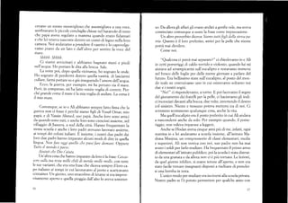 cevano un suono meraviglioso che assomigliava a una voce,
sembravano le piccole conchiglie chiuse nel barattolo di vetro
che papá aveva regalato a mamma quando erano fidanzati
e che lei teneva nascoste dentro un comó di legno nella loro
camera. Noi andavamo a prendere il vasetto e lo capovolge-
vamo piano da un lato e dall'altro per sentire la voce áel
mare.
shbhh. sbhbh.
Ci siamo avvicinari e abbiamo bagnato mani e piedi
nell'acqua. Ho portato le dita alla bocca. Sale.
La notte poi, dopo quella vicinanza, ho sognato le onde.
Ho sognato di perdermi dentro quella vastitá, di lasciarmi
cullare, farmi portare su e giü inseguendo I'umore dell,acqua.
Ecco, la guerra, pcr esempio, mi ha portato via ij mare.
Perd, in compenso, mi ha fatto venire voglia di correre. per-
ché grande come il mare é la miavoglia di andare. La corsa é
il mio mare.
Comunque, se io e Ali abbiamo sempre fatto finta che la
guerra non ci fosse é perché siamo figli di yusuf Omaq mio
papi. e di Yassin Ahmed, suo papá, Anche loro sono amici
da quando sono nati, e anche loro sono cresciuti insieme, nel
villaggio diJazeera, a sud della cittá. Hanno frequentato la
stessa scuola e anche i loro padri avevano lavorato assieme,
ai tempi dei coloni italiani. E, insíeme, i nostri due padri dai
loro due padri hanno imparato alcuni modi di direln quella
hngua. Non fare oggi quello cbe puoi fare doruani. Opprre
Tutto il mondo é paese.
Aiutati che Dio t'aiuta.
Un'altra cosa che hanno imparato da loro é la frase: Cascas-
sero sulla tu(t testa m¡lle chili di merda molle molle, con rute
le sue vaúanti, che era una frase che diceva sempre íl loro ca-
po italiano ai tempi in cui lavoravano al porto e scaricavano
container. Un giorno, uno stracolmo di letame si era improv_
visamente aperto e quella pioggia dall'alto lo aveva sommer-
t6
so. Da allora gli affari gli erano andati a gonfie vele, ma aveva
cominciato comunque a usare la frase come imprecazione.
Un altro proverbio diceva: Siarzto tutti figli della stessa pa-
tria. Questo é il loro preferito, amici per la pelle che niente
potrá mai dividere.
Come noi.
"Qualcosa ci potrá mai separare?" ci chiedevamo io e Ali
in certi pomeriggi di caldo torrido e violento, quando lui mi
aiutava ad arrampicarmi sull'eucalipto e restavamo immersi
nel fresco delle foglie per delle mezz,e giornate a parlare del
futuro. Era bellissimo stare sull'eucalipto, al posto del mon-
do reale ne costruivamo uno in cui esistevamo soltanto noi
dueeinostrisogni.
"No!" ci rispondevamo, a turno. E poi facevamo il segno
del giuramento dei fratelli per la pelle, ci baciavamo gli indi-
ci incrociati davanti alla bocca, due volte, invertendo il destro
col sinistro. Niente e nessuno poteva mettersí tra di noi. Ci
avremmo scommesso qualunque cosa, anche la vita.
Ma quell'eucalipto era il posto preferito in cui Ali andava
a nascondersi anche da soio. Per esempio quando, il pome-
riggio, non voleva imparare a leggere.
Anche se Hodan aveva cinque anni piü di me, infatti, ogni
mattina io e lei andavamo a scuola insieme, all'istituto Ma-
drasa Musjma, un comprensorio di classi elementari, medie
e superiori. Ali non veniva con noi, suo padre non ha mai
avuto i soldi per farlo studiare. Ha frequentato il primo anno
di elementari ali'istituto pubblico, poi la scuola é stata distrut-
ta da urna granata e da allora non ci é piü tornato. Le lezioni,
da quel giorno infelice, si erano tenute all'aperto, e non era
stato facile trovare insegnanti disposti a rischiare di prender-
si una bomba in testa.
Lunico modo per studiare era iscriversi alla scuola privata.
Nostro padre se l'é potuto permettere per qualche anno con
t7
il
 