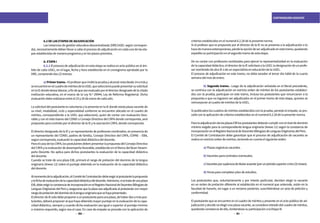 150 151
CONTRATACIÓN DOCENTE
	 6.2 DE LAS ETAPAS DE ADJUDICACIÓN
	 Las instancias de gestión educativa descentralizada (DRE/UGEL según correspon-
da), necesariamente deben llevar a cabo el proceso de adjudicación en cada una de las eta-
pas establecidas de manera progresiva y en los plazos previstos.
	 A. ETAPA I
	 6.2.1 El proceso de adjudicación en esta etapa se realiza en acto público en el ám-
bito de cada UGEL, en el lugar, fecha y hora establecida en el cronograma aprobado por la
DRE, comprende dos (2) tramos:
	 a)Primertramo.-Elprofesorquerindiólapruebayalcanzónotadesde14amásy
seencuentreenelcuadrodeméritosdelaUGELqueseleccionópuedepresentarsusolicitud
enlaIEdondedesealaborar,afindequeseaevaluadoporeldirectordesignadodelacitada
institución educativa, en el marco de la Ley N.º 29944, Ley de Reforma Magisterial. Dicha
evaluación debe realizarse entre el 23 y 26 de enero de cada año.
La solicitud del postulante es voluntaria y la presenta en la IE donde exista plaza vacante de
su nivel, modalidad, ciclo y especialidad conforme se encuentre ubicado en el cuadro de
méritos, correspondiente a la UGEL que seleccionó, quien de contar con evaluación favo-
rable y con el visto bueno del CONEI o Consejo Directivo del CRFA donde corresponda, será
propuesto para contrato por el director de la IE y la asociación CRFA, donde corresponda.
El director designado de la IE y un representante de profesores nombrados, en presencia de
un representante del CONEI, padres de familia, Consejo Directivo del CRFA, COPAE – EBA,
según corresponda, evaluarán la capacidad didáctica del docente.
ParaelcasodelosCRFA,lospostulantesdebenpresentarlapropuestadelConsejoDirectivo
delCRFAylaevaluacióndedesempeñofavorable,establecidoenelMarcodelBuenDesem-
peño Docente. No aplica para dichos postulantes la evaluación de la capacidad didáctica
del docente.
Cuando se trate de una plaza EIB, primará el rango de prelación del dominio de la lengua
originaria (Anexo 12) sobre el puntaje obtenido en la evaluación de la capacidad didáctica
del docente.
Almomentodelaadjudicación,elComitédeContratacióndebeexigiralpostulantelapropuesta
ylafichadeevaluacióndelacapacidaddidácticadeldocente.Asimismo,sisetratadeunaplaza
EIB,debeexigirlaconstanciadeincorporaciónenelRegistroNacionaldeDocentesBilingüesde
Lenguas Originarias del Perú y asegurarse que la plaza sea adjudicada al postulante con mayor
rangodeprelacióndeldominiodelalenguaoriginariaquesehayapresentado.
EldirectordeIEsolodebeproponeraunpostulanteparaunaplaza,dehaberdosamáspos-
tulantes, deberá proponer al que haya obtenido mayor puntaje en la evaluación de la capa-
cidad didáctica, siempre y cuando dicha evaluación sea igual o superior al puntaje mínimo
o máximo requerido, según sea el caso. En caso de empate se procede con la aplicación de
criterios establecidos en el numeral 6.2.28 de la presente norma.
Si el profesor que es propuesto por el director de la IE no se presenta a la adjudicación o lo
hacedemaneraextemporánea,pierdelaopcióndeseradjudicadoenestetramo,quedando
expedito su participación en el segundo tramo de esta etapa.
De no contar con profesores nombrados para ejercer la representatividad en la evaluación
de lacapacidaddidáctica, eldirectorde laIE solicitaráalaUGEL ladesignaciónde unprofe-
sor nombrado de otra IE o de un especialista en educación de la UGEL.
El proceso de adjudicación en este tramo, no debe exceder el tercer día hábil de la cuarta
semana del mes de enero.
	 b) Segundo tramo.- Luego de la adjudicación señalada en el literal precedente,
se continúa con la adjudicación en estricto orden de méritos de los postulantes estableci-
dos con la prueba; participan en este tramo, incluso los postulantes que renunciaron a la
propuesta o que no lograron ser adjudicados en el primer tramo de esta etapa, quienes se
reincorporan al cuadro de méritos de la UGEL.
Si publicados los cuadros de méritos establecidos con la prueba, persiste el empate, se pro-
cede con la aplicación de criterios establecidos en el numeral 6.2.28 de la presente norma.
ParalaadjudicacióndelasplazasEIBlospostulantesdeberáncumplirconelniveldedominio
mínimo exigido para la correspondiente lengua originaria (Anexo 11) según la constancia de
incorporaciónenelRegistroNacionaldeDocentesBilingüesdeLenguasOriginariasdelPerú.
El Comité de Contratación debe garantizar que el proceso de adjudicación de vacantes se
realice en estricto orden de méritos, teniendo en cuenta el siguiente orden:
	 a) Plazas orgánicas vacantes.
	 b) Vacantes para contratos eventuales.
	 c)Vacantesporsuplenciadetitularausente(porunperiodosuperioratres(3)meses).
	 d) Horas para completar plan de estudios.
Los postulantes que, voluntariamente y por interés particular, decidan elegir la vacante
en un orden de prelación diferente al establecido en el numeral que antecede, están en la
facultad de hacerlo, sin lugar a un reclamo posterior, suscribiéndose un acta de petición y
conformidad.
El postulante que se encuentre en el cuadro de méritos y presente en el acto público de ad-
judicaciónydecidenoelegirunaplazavacante,seconsideraretiradodelcuadrodeméritos,
quedando constancia de ello, limitándose su participación a la Etapa IV.
 