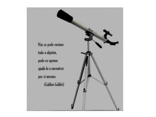 O período de translação dura 29,5 anose de rotação 10h14min.  Sua velocidade orbital é de 9,6 km/s. 