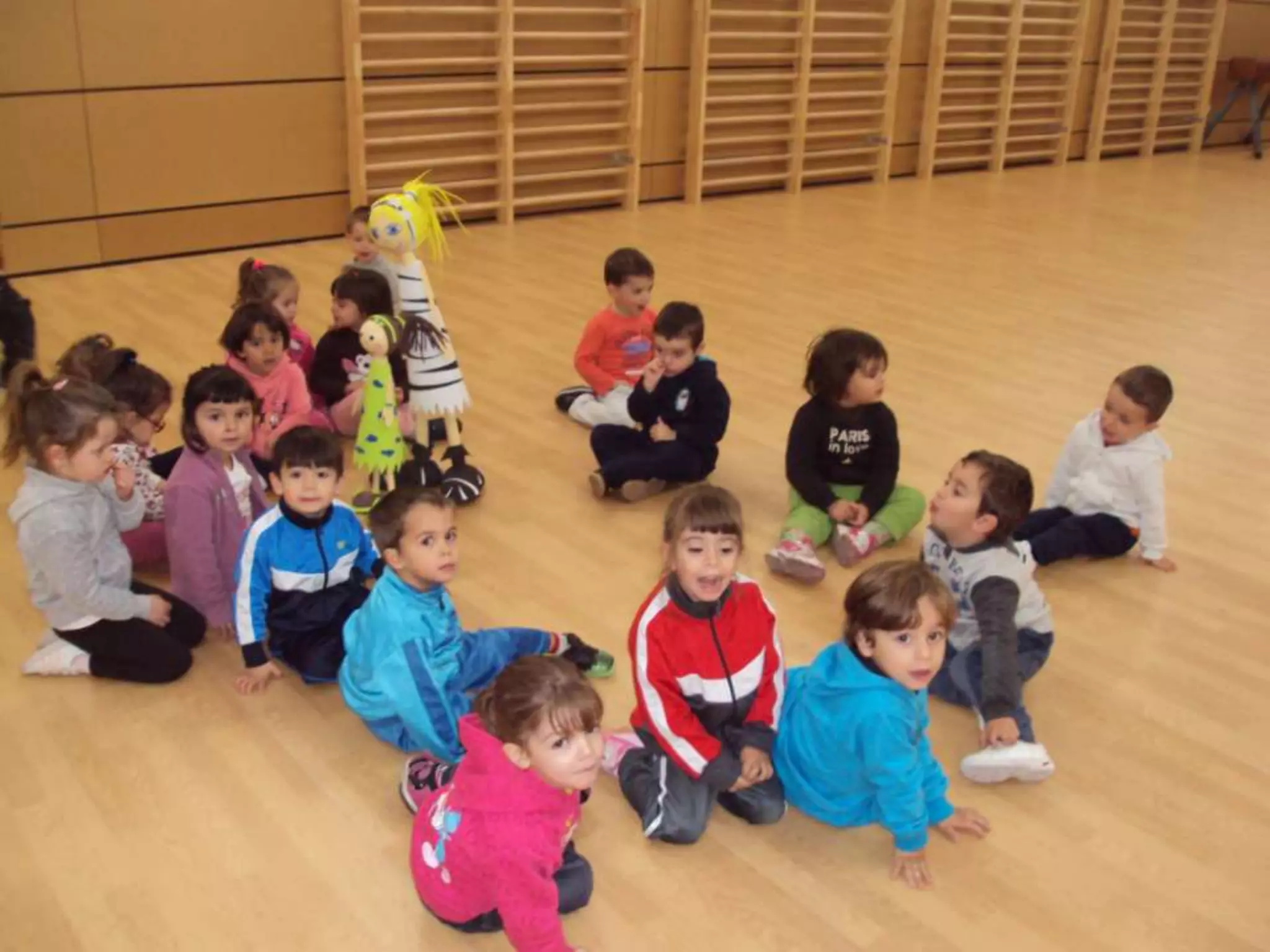 Nuestro cole junto a inés