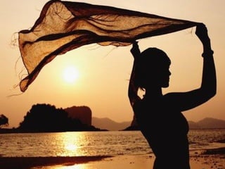 Gratidão à existência que lhe deu esta oportunidade, gratidão  a todos os que o auxiliam nesta jornada.   Estar vivo é o grande milagre! Você não precisa de mais nada para se sentir a pessoa mais feliz do mundo! 