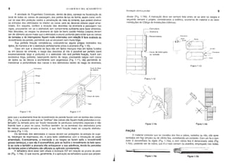 8 o IDII'I('IO lo:SEU ACABAMENTO
lnstalaça-o elétrica predial 9
dicular (Fiy. 1.14b). A marcação deve ser sempre feita antes de se abrir os rasgos e
seyuindo sempre o projeto, considerando a estética, economia de material e as reco-
mendações do Códiyo de Instalaí,iões Elétricas.
A atividade do Engenheiro Construtor, dentro da obra, começa na fiscalização do
local de todas as caixas de passagem, dos pontos de luz na forma, assim como verifi-
car se elas têm proteção contra a penetração da nata do cimento, que poderá obstruir
as entradas dos eletrodutos no interior da caixa; para tal, deve-se colocar papel amar-
rotado. Em seguida, conferir a locação das descidas na alvonaria e passagem nas
vigas, procurando ver se o eletroduto tem comprimento suficiente para fazer emendas.
Nas descidas, os rasgos na alvenaria de tijolo de barro cozido maciço (caipira) devem
ser de diâmetro pouco maior que o eletroduto e pouco profundo para evitar que as caixas
de tomadas e de interruptores fiquem muito enterradas com relação à face acabada do
revestimento da parede, permitindo que se encaixem sem muita folga.
Sua perfeita fixação completa-se, colocando-se alguns pregos inclinados nos
tijolos, de maneira a ter o eletroduto perfeitamente preso à alvenaria (Fig. 1.10).
Caso em que a descida se faça não em tijolos maciços mas em tijolos furados
ou em blocos de cimento, o rasgo das descidas já não é possível ser perfeito (será
excessivamente largo e profundo) e o eletroduto não terá perfeita fixação, ficará com
excessiva folga, portanto, balançando dentro do rasgo, precisando calços com cacos
de tijolos ou de blocos e enchimento com argamassa (Fig. 1.11), não permitindo di-
mensionar a profundidade das caixas e dos eletrodutos dentro do ra~o da alvenaria,
Eletroduto
II Alvenaria
Revestimento
- Caixa de interruptor
ou tomada
" Eletroduto
1/Rueta Bucho
:;ÇjBUCh~
~ Arruelo
Figura 1.13
Eletroduto Furos do bloco
de cimento
Figura 1.15b
Figura 1.14b
~
,-V---
-A--
s----
FIgura 1. 15a
Figura 1.14a
Figura 1.12
FIAÇÃO
O material condutor que se constitui dos fios e cabos, isolados ou não, são apre-
sentados em fios simples ou de vários fios, constituindo um condutor. Com um fio o con·
dutor é denomi~ado fio rígido (Fig. 1.15a), e com vários fios é denominado cabo (Fig.
1.15b), podendo ser de cobre, que é o mais comum ou alumínio, empregado nas redes.
ry==:;;;j'g ..
1
Figura 1.11
Rosgo
Figura 1.10
para que o acabamento final do revestimento da parede faceie com as bordas das caixas
(Fig. 1.12), e fazendo com que as "orelhas" das caixas não fiquem muito profundas e o in-
terruptor ou tomada para ser fixado necessite de parafusos compridos especiais e não
fixando bem a peça na caixa. Verificar também se os terminais dos eletrodutos junto
às caixas possuem arruela e bucha, o que dará fixação maior ao conjunto eletrodu-
to-caixa (Fig. 1.13).
Os terminais dos eletrodutos e caixas devem ser protegidos da entrada de sujei-
ra, respingos de argamassa, etc. e para tanto calafetamos com a introdução de papel
amarrotado. Eventualmente, a marcação e os rasgos se fazem após o revestimentõ
grosso (emboço), o que não é aconselhável, pois ao fazê-lo o revestimento do lado opos-
to ao corte e também a alvenaria irão enfraquecer a sua aderência, devido às pancadas
da marreta sobre a talhadeira não utilizada ou aplicada corretamente.
A talhadeira deve estar bem afiada e inclinada 450 em relação ao prumo da pare-
de (Flg. 1.14a). O que ocorre, geralmente, é a aplicação da talhadeira quase que perpen-
 