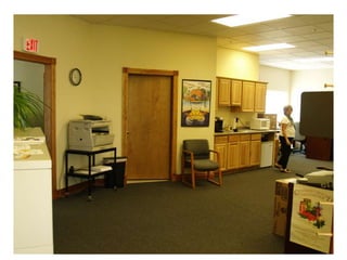 Entry to Front Street
Exchange offices
 