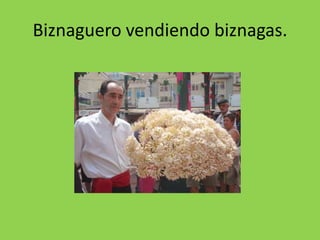 Biznaguero vendiendo biznagas.