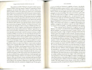 O legado de Roma: lluminando a idade das trevas, 400- 1000
Mas volcemosaos chefes "birbaros" e seuspovos: afinal, o que exa-
camente os definia como nao romanos, "birbaros" ou germanicos? Existe,
atualmence, um enorme debate sabre o assunto, com uma infinita varie-
dade de posis;6es, mesmo entre aqueles que aceitam que os novas grupos
etnicos buscavarn se acomodar dentro das leis romanas o maximo que po-
diam: desde a crens;ade que havia um grande nucleo de valores e cradis;oes
nao romanos, associado ao elemento de dominas;ao presente em qualquer
grupo invasor ou assentado, que poderia sobreviverpor seculos,ate a crens;a
de que os diferenciadores emicos germanicos eram apenas uma mudans;a
de nome da idemidade militar dos soldados romanos, e que nao havia nada
de cradicional neles. Quanto a essa segunda posis;ao,e preciso reconhecer
que a maioria dos novos grupos "birbaros", no Imperio do seculo V,cinha
um hist6rico de emprego no exercito romano; os soldados mais bem-suce-
didos entre eles, como os visigodos, eram efetivarnente indistingufveis de
um descacamento rnilicar romano (exercitos "birbaros" regularrnente via-
javarn com suas familias e dependences; apesar de ser teoricamente ilegal,
seria imprudence presumir que os exercicosromanos nao faziam o mesmo
na pritica). Podemos, no encanto, ver uma clara distins;ao em nossas fon-
tes entre as fors;asdo exercito regular, que, independenterneme de origem
romana ou "birbara" (como vimos no cap.itulo 1,havia, nas fronteiras, de
onde os soldados geralrnente provinharn, pouca diferens;aentre eles),erarn
parte de uma hierarquia militar e de uma estrutura-padrao de carreira,
e os seguidores do rei X ou chefe Y, que se identificavarn com seu chefe,
geralmente tinham um nome etnico distinto e eram aceitos no exercito
rornano corno um grupo diferenciado. 41
Essa ea distins;ao emrc Odoacro
e Teodorico, por exemplo, sucessivos governances da Italia. Odoacro era
o candidaco do exercico romano da Itilia, composco apenas por etnias
hernia, escira e torcilingi; o pr6prio Odoacro era rneio esciro, mas tinha
formas;ao militar romana, e nunca e chamado de chefe dos esciros, ou de
nenhurn outro grupo na Italia. Ele se cornou um rei, formalmente autono-
mo, mas reconhecia Zenao, e poderia facilmente ter sido repensado corno
parte do Imperio Romano. Teodorico, em contraste, era um rei dosgodos,
cujo povo vinha com ele desde o comes;o,nao importando quancos titulos
imperiais ele tambem tivesse. Esse povo era taomisto quanco os apoiado-
res de Odoacro; ele cenamente comportava os rugios (que rnantiveram
uma identidade atraves de casamemos endogamicos por 50 anos ap6s ~
156
Crise e cootinuidade
conquisca da Italia por Teodorico), os gepidas, os hunos e, sem duvida,
homens de ascendencia romana rambem, e, ap6s a conquista de Teodori-
co, cambem absorveria codos ou ao menos a maior parte dos seguidores de
Odoacro. Porem, ele estava ligado a um chefe e tinha um nome, "godo" -
ostrogodo em nossa terminologia. Esse nome caracterizaria o povo como
um codo, nao importando sua origem, e tambem o reinado de Teodorico.
Foram povos como esse, heterogeneos, mas - um aspecto essencial - uni-
dos por um t'.micochefe, que assumirarn as provincias ocidentais e: de fato,
as renomearam: a Galia passou a scr o Regnum Francorum, e a Africa, o
Regnum Vandalorum. Ao permanecerem afrence dessas terras por tan.co
tempo, como ocorreu com os francos e os visigodos, diferentemente dos
vandalos e ostrogodos, eles tenderam a esquecer suas origens diferentes e
"se cornaram" francos ou godos - e tambem, crucialmente, nao rornanos.
.E
esse o processo que foi charnado de "etnogenese" por Herwig
Wolfram e sua escola:42 o reconhecimento de que identidades etnicas sao
Bexiveis,maleiveis, "construs;6es situacionais"; o mesmo "barbaro", na Ita-
lia do seculo VI, podia ser rugio, ostrogodo e acemesmo romano (mas isso
someme a partir da reconquista rornano-oriencal). Tais povos teriam ad-
quirido diferentes identidades sucessivamente (ou comemporaneamente),
e essas ceriam uazido diferenres modos de comportamento e lealdades, e
ate, eventualmence, diferences mem6rias. Como Walter Pohl propos recen-
cemente, o "nucleo de tradis;6es" que fazia alguem ostrogodo ou visigodo
era, provavdmente, uma rede de crens;as contrad it6rias e mucaveis; nao
parece ter havido um conjunco estivel de tradi<;6esem cada grupo quan-
do cruzaram a fronteira para prestar urn servi<;odescondnuo no exercito
romano, ate se tornarem um assemamenco em uma provincia romana.
Em 650, codo reino "barbaro" tinha suas pr6prias tradis;oes, algurnas de-
las rernetendo-se a um passado secular, cradi<;6esessas que, sem duvida,
nessa epoca, eram elemencos centrais dos mitos fundadores de muitos de
seus habitantes; da mesma forma que os mitos fundadores nao precisam
ser verdade, tambem nao precisam ser amigos. Cada um dos reinos "ro-
mano-germanicos" tinha uma bricolagem de crens;ase identidades com
raizes muito variaveis,e essas,repico,poderiam mudar e ser reconfiguradas
em cada gera~ao para se adequar as novas necessidades. Os historiadores
tendem a dar mais atens;ao ao relaco de que o avo de Clovis era filho de
um monstro marinho, um quinotauro, do que ao relato de que os francos
157
---~ - --- - ~- - --- - .
 