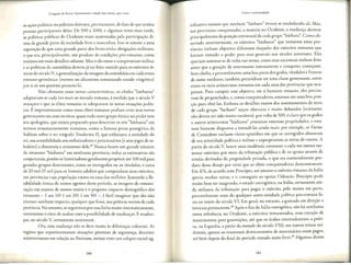 O legado de Roma: lluminando a idade das trevas, 400- iooo
as a<j:6es
politicas ou judiciais derivava,precisamente, do facode que muitas
pessoas participavam delas. De 500 a 1000, e algumas vezes mais carde,
as politicas publicas do Ocideme eram sustentadas pela participa(j'.aodi-
reta de grande parte da sociedade livre e masculina. Isso sc somou a uma
suposi<j:iO
de que uma grande parte dos livres tinha obriga<j:6es
militares,
o que era, principa1mente, um produto de condic;:oespos-romanas, como
veremos em mais deta1hes adiante. Mas o elo encre o compromisso militar
e as politicas de assembleia deveria ja cerfeito senrido para os exercicoset-
nicos do seculo V; a generalizac;:aoda imagem da assembleia em cada reino
romano-germanico (mesmo no akamenre romanizado escado visigotico)
por si so nos permite presumi-lo.
Nao obstante essas novas caracteri.sticas, os chefes "barbaros"
adaptavam-se cada vez mais ao mundo romano, a medida que o seculo V
avanc;:ava
e que as elites romanas se adequavam as novas siruac;:oes
politi-
cas. Eimpressionante como essas elites romanas podiam criar seus novos
governances em seus escricos;quase todo novo grupo etnico no poder teve
seu apologista, que escavapreparado para descrever os reis "barbaros" em
termos ressonantemence romanos, como a famosa prosa panegirica de
Sidonio sobre o rei visigodo Teodorico II, que enfatizava a seriedade do
rei, sua acessibilidade aos embaixadores epeticionarios (eseusjogos de ta-
buleiro) e diminuia o arianismo dele.47Nunca houve um grande numero
de invasores "birbaros" em nenhuma provincia; codas as estimativas sao
conjecturais, porem os historiadores geralmence propoem ate 100 mil para
grandes grupos dominantes, como os ostrogodos ou os vandalos, e cerca
de 20 mil-25 mil para os homens adultos que compunham seus cxercitos,
em provincias cuja popula<j:aoestava na casa dos milhoes. Juntando a B.e-
xibilidade ecnica de cantos agenres desse periodo, as imagens de romani-
zac;:ao
em muicos de nossos texcos e o pequeno impacto demografico dos
invasores - 1 em 10? 1 em 20? 1 em 50? -, e facil imaginar que eles nao
civeram nenhum impacto, qualquer que fosse, nas praticas sociais de cada
provincia. No entanto, seseguirmos por essalinha muito sistematicamence,
correremos o risco de acabar com a possibilidade de mudanc;:as.E mudan-
<j'.aS,
no seculo V, certamente ocorreram.
Ora, essa mudan'ra nao se deve muito as diferenc;:asculturais. As
regioes que experimencaram situa<j:6es
pessimas de seguran<j:a,descritas
anteriormence em relac;:ao
ao Noricum, teriam visto um colapso social sig-
160
Crise e continuidade
nificativo mesmo que nenhum "barbaro" tivesse se estabelecido ali. Mas,
nas provfncias conquistadas, a maioria no Ocidente, a mudan'ra derivou
principalmente da posi<j:ao
estrutural de cada grupo "barbaro". Como ob-
servado anteriormente, os exercitos "barbaros" que tomaram essas pro-
vincias cinham objetivos diferentes daqueles dos exercitos romanos que
haviam tornado o poder para seus generais nos seculos anteriores. Eles
queriam assencar-sede volta nas terras, como seus ancestrais tinham feito
antes que a gerac;:aode movimento intermitente e conquista comec;:asse.
Seus chefes, e provavelmente uma boa parte dos godos, vandalos e francos
de status mediano, tambem pretendiam ser uma classe governance, assim
como os ricos ariscocratas romanos em cada uma das provfncias que ocu-
pavam. Para cumprir esse objetivo, em si bascante romano, eles predsa-
vam de propriedades, e, como conquistadores, escavam em uma boa posi-
c;:ao
para obce-las. Embora os detalhes exatos dos assencamencos de terra
de cada grupo "barbaro" sejam obscuros e muiro debatidos (realmente
elesdevem ter sido muico variaveis),por volta de 500, e claro que os godos
e outros aristocratas "barbaros" possuiam extensas propriedades, e esta-
vam bascante disposcos a estende-las ainda mais; por exemplo, as Variae
de Cassiodoro incluem varios episodios em que os ostrogodos abusaram
de sua autoridade politica e milicar e expropriaram as terras de oucros. A
partir do seculo V,houve uma tendencia constance a cada vez menos sus-
tenrar exercitos por meio da tributac;:aopublica e de OS apoiar atraves de
rendas derivadas da propriedade privada, o que era essencialmente pro-
duto desse desejo por terra que as elites conquistadoras demonstravam.
Em 476,de acordo com Procopio, ace mesmo o exercito romano da Italia
queria receber terras, e o conseguiu ao apoiar Odoacro. Procopio pode
muito bem cer exagerado; o estado ostrogocico, na Italia, certamente ain-
da utilizava da cributac;:aopara pagar o exercito, pelo menos em parte,
provavelmente mais do qualquer ouua encidade politica pos-romana fa-
zia no inicio do scculo VI. Em geral, no entanto, a guinada em dire<j:foa
terra era perrnanente. 48
Apos o fim da Italia ostrogotica, nao hanenhuma
outra referencia, no Ocidente, a exercitos remunerados, com exce'rao de
mantimentos para guarnii;oes, ate que OS arabes reintroduziram a prati-
ca, na Espanha, a partir da metade do seculo VIII; em outros reinos oci-
dencais, apenas os ocasionais destacamenros de mercenarios cram pagos,
ate bem depois do final do periodo tratado neste livro.49
Algumas dessas
161
 