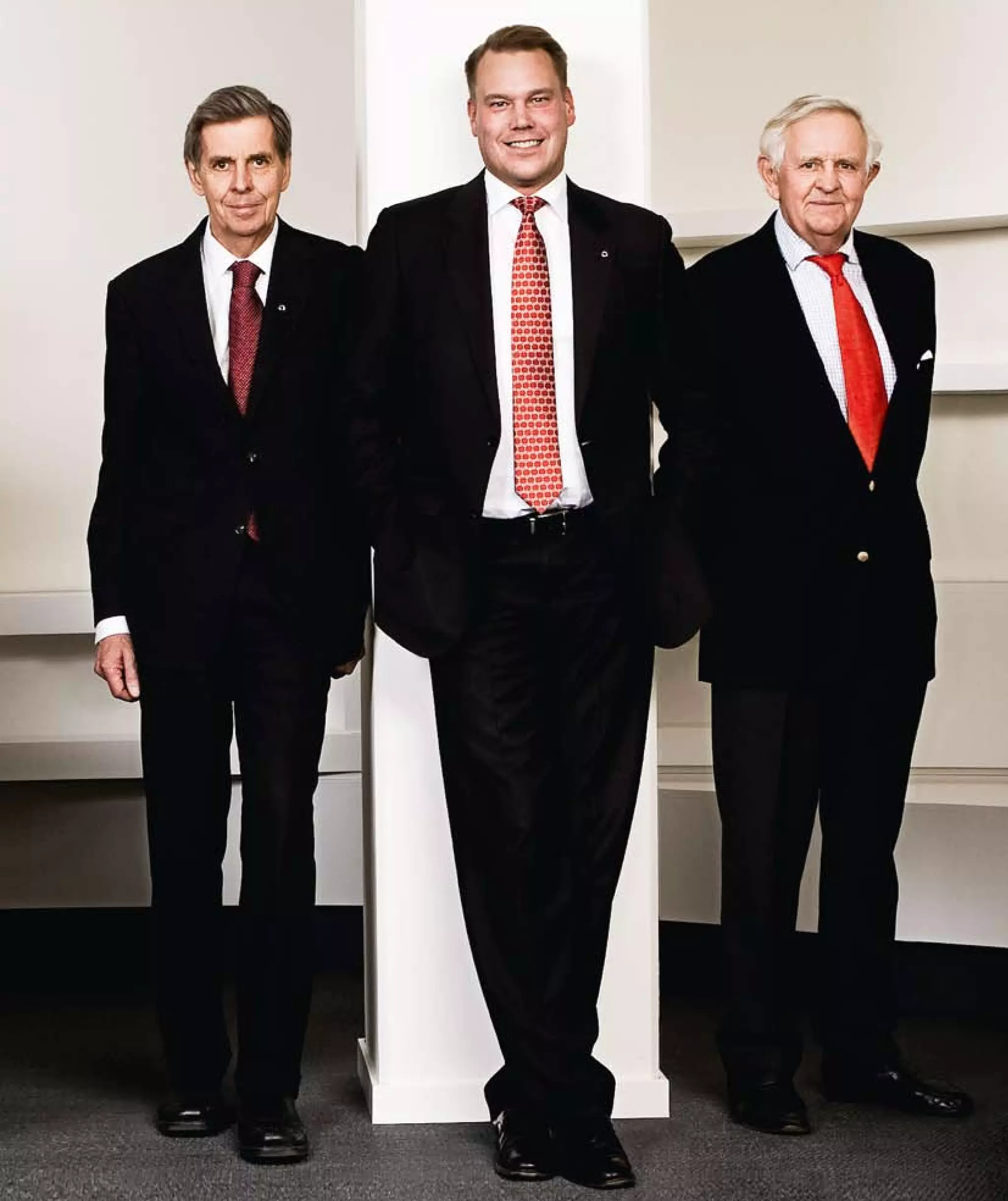 Oriflame Annual Report 2009 | 9Oriflame Annual Report 2009 | 9
 