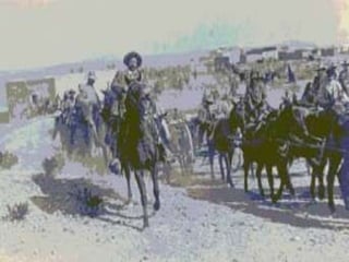 1910 – estoura uma revolução liderada por Francisco Madero (latifundiário). Camponeses liderados por Zapata e Villa aderiram ao movimento. Porfírio Dias foi deposto e expulso do país (1911). Etapa Maderista:  Governo de liberais e conservadores, Pressão das classes populares, Pressões de investidores estrangeiros, 1913 - queda de Madero (assassinado por Huerta que assume o governo) Governo Huerta:  Plano de Guadalupe ( Carranza promove a união das oposições contra Huerta) Governo Carranza:  Constituição de 1917 (liberal) que não atendeu as reivindicações da massa popular. Lutas continuam até o assassinato de Zapata (1919) e de Villa (1923) 