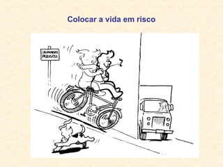 Aceitamos tudo, menos que “algum dos
nossos” retorne à pátria espiritual; quando
isso ocorre, Deus, para nós, torna-se injus-
to. Atitude altamente egoísta, reconheça-
mos, pois estamos esquecendo de que as
outras pessoas que morrem também pos-
suem parentes, só que nesse caso achamos
tudo muito justo.
 
