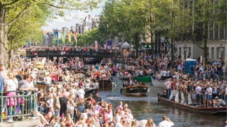 Übersicht
Text hier einfügen Text hier einfügen Text hier einfügen Text hier einfügen Text hier einfügen Text hier einfügen
Text hier einfügen Text hier einfügen Text hier einfügen Text hier einfügen Text hier einfügen Text hier einfügen
Text hier einfügen Text hier einfügen Text hier einfügen Text hier einfügen Text hier einfügen Text hier einfügen
Text hier einfügen Text hier einfügen.
 