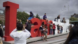 Übersicht
Text hier einfügen Text hier einfügen Text hier einfügen Text hier einfügen Text hier einfügen Text hier einfügen
Text hier einfügen Text hier einfügen Text hier einfügen Text hier einfügen Text hier einfügen Text hier einfügen
Text hier einfügen Text hier einfügen Text hier einfügen Text hier einfügen Text hier einfügen Text hier einfügen
Text hier einfügen Text hier einfügen.
 