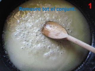 Remoure tot el conjunt.

 