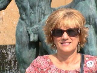 SemitendinosusP:  IschialtuberosityD:  Pes Anserine tendonFlexes the leg at the knee jointExtends the thigh at the hip jointPoseteriorly tilts the pelvis at the hip joint