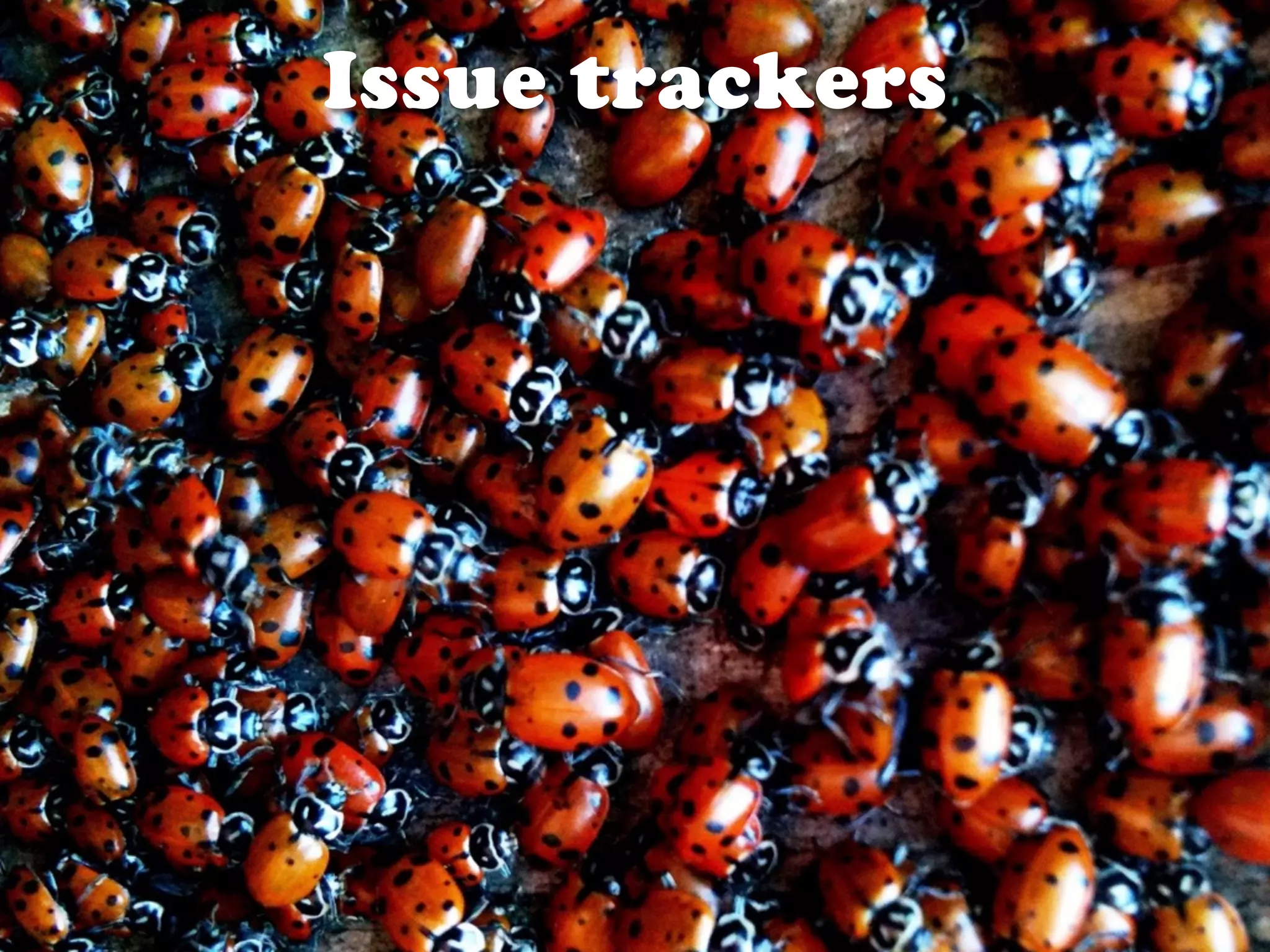 Social media pros
Low effort and pressure
High coverage and engagement
great for marketing and
promotion
can be great for quickfire asks
 