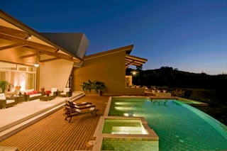 Papagayo 1264373066957 Phpapp02