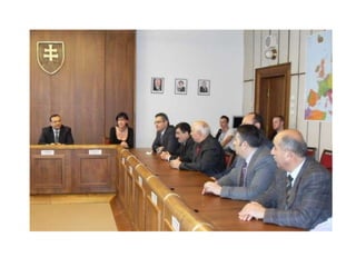 Parlament, hrad, skola